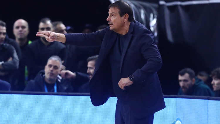 Ά&tau;&alpha;&mu;&alpha;&nu;: &laquo;&Tau;έ&lambda;&epsilon;&iota;&omicron; &mu;&pi;ά&sigma;&kappa;&epsilon;&tau; &sigma;&tau;&omicron; &pi;&rho;ώ&tau;&omicron; &eta;&mu;ί&chi;&rho;&omicron;&nu;&omicron; &ndash; &Theta;&alpha; &delta;&omicron;ύ&mu;&epsilon; &gamma;&iota;&alpha; Ό&sigma;&mu;&alpha;&nu; &kappa;&alpha;&iota; &Chi;&omicron;&lambda;&mu;&sigmaf;&raquo;