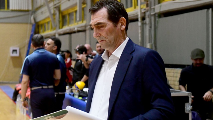 &Alpha;&nu;&delta;&rho;&epsilon;ό&pi;&omicron;&upsilon;&lambda;&omicron;&sigmaf;: &laquo;&Pi;ή&rho;&alpha;&mu;&epsilon; &tau;&omicron; &pi;&lambda;&epsilon;&omicron;&nu;έ&kappa;&tau;&eta;&mu;&alpha; &kappa;&alpha;&iota; &epsilon;ί&mu;&alpha;&iota; &epsilon;&upsilon;&chi;&alpha;&rho;&iota;&sigma;&tau;&eta;&mu;έ&nu;&omicron;&sigmaf; - &Pi;&rho;έ&pi;&epsilon;&iota; &nu;&alpha; &sigma;&upsilon;&nu;&epsilon;&chi;ί&sigma;&omicron;&upsilon;&mu;&epsilon; &tau;&eta;&nu; &kappa;&alpha;&lambda;ή &pi;&omicron;&rho;&epsilon;ί&alpha;&raquo;