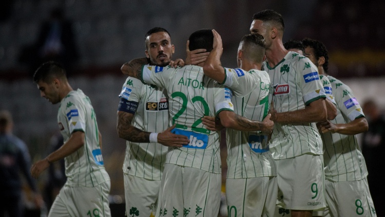 Ώ&rho;&alpha; &nu;&alpha; &beta;ά&lambda;&epsilon;&iota; &tau;έ&lambda;&omicron;&sigmaf; &sigma;&tau;&iota;&sigmaf; &alpha;&pi;ώ&lambda;&epsilon;&iota;&epsilon;&sigmaf;