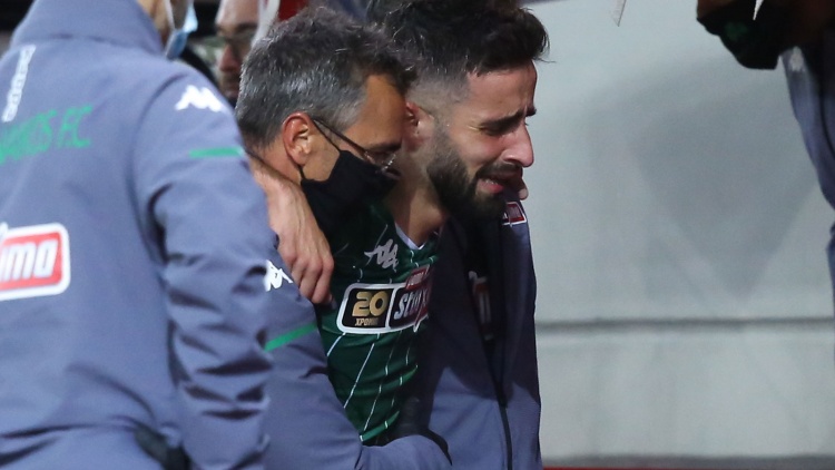 3-4 &epsilon;&beta;&delta;&omicron;&mu;ά&delta;&epsilon;&sigmaf; &epsilon;&kappa;&tau;ό&sigmaf; &omicron; &Sigma;&alpha;&beta;&iota;έ&rho; &mu;&epsilon; &omicron;&sigma;&tau;&iota;&kappa;ό &omicron;ί&delta;&eta;&mu;&alpha;
