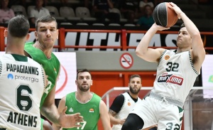 &Phi;&rho;&iota;&nu;&tau;έ&tau;: &laquo;&Epsilon;ί&nu;&alpha;&iota; &delta;&iota;&alpha;&phi;&omicron;&rho;&epsilon;&tau;&iota;&kappa;ό &tau;&omicron; &mu;&pi;ά&sigma;&kappa;&epsilon;&tau;, &theta;&alpha; &pi;&rho;&omicron;&sigma;&alpha;&rho;&mu;&omicron;&sigma;&tau;ώ&raquo;