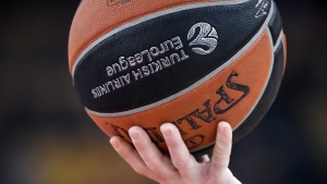 &Omicron;&iota; &laquo;&sigma;&phi;&upsilon;&rho;ί&chi;&tau;&rho;&epsilon;&sigmaf;&raquo; &sigma;&tau;&omicron; &Zeta;&epsilon;&nu;ί&tau;-&Pi;&alpha;&nu;&alpha;&theta;&eta;&nu;&alpha;ϊ&kappa;ό&sigmaf; (pic)