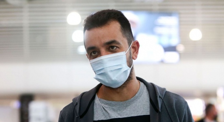 &Beta;ό&beta;&omicron;&rho;&alpha;&sigmaf;: &laquo;&Mu;&alpha;&sigmaf; &pi;&lambda;ή&gamma;&omega;&sigma;&alpha;&nu; &omicron;&iota; ή&tau;&tau;&epsilon;&sigmaf;, &kappa;&omicron;&iota;&tau;ά&mu;&epsilon; &tau;&alpha; &epsilon;&pi;ό&mu;&epsilon;&nu;&alpha; &mu;&alpha;&tau;&sigmaf;&raquo;