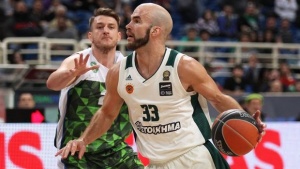 &Tau;&alpha; &rho;&epsilon;&kappa;ό&rho; &kappa;&alpha;&iota; &omicron; &laquo;&epsilon;&xi;ά&sigma;&tau;&epsilon;&rho;&omicron;&sigmaf;&raquo;