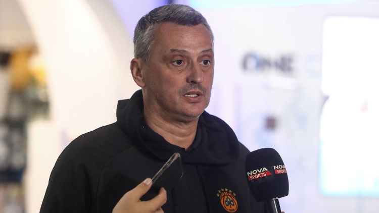 &Rho;ά&nu;&tau;&omicron;&nu;&iota;&tau;&sigmaf;: &laquo;&Chi;&rho;&epsilon;&iota;&alpha;&zeta;ό&mu;&alpha;&sigma;&tau;&epsilon; &kappa;&alpha;&lambda;ή ά&mu;&upsilon;&nu;&alpha; &kappa;&alpha;&iota; &epsilon;&nu;έ&rho;&gamma;&epsilon;&iota;&alpha; - &Pi;&alpha;ί&zeta;&epsilon;&iota; &mu;&epsilon; &Kappa;&omicron;&lambda;&omicron;&sigma;&sigma;ό &omicron; &Mu;&pi;έ&iota;&kappa;&omicron;&nu;&raquo;