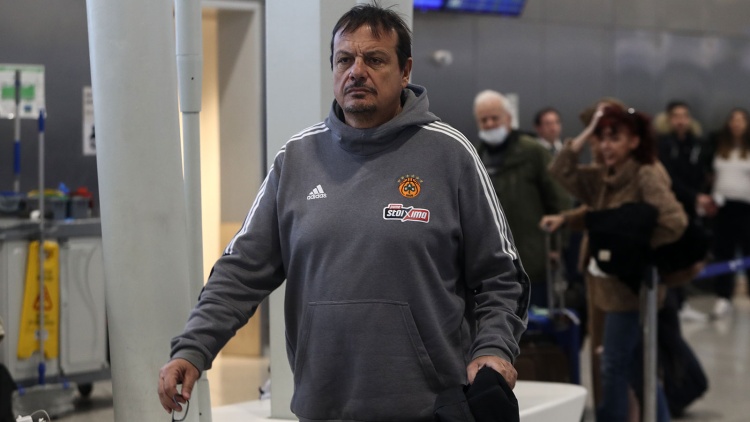 &Alpha;&tau;&alpha;&mu;ά&nu;: &laquo;Έ&tau;&omicron;&iota;&mu;&omicron;&sigmaf; &omicron; &Sigma;&lambda;&omicron;ύ&kappa;&alpha;&sigmaf; &mu;&epsilon; &tau;&eta;&nu; &Alpha;&rho;&mu;ά&nu;&iota; - &Sigma;&kappa;&lambda;&eta;&rho;ό &mu;&alpha;&tau;&sigmaf; &mu;&epsilon; &tau;&eta;&nu; &Mu;&alpha;&kappa;ά&mu;&pi;&iota;&raquo;