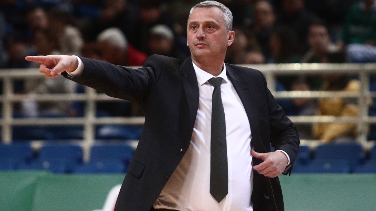 &Rho;ά&nu;&tau;&omicron;&nu;&iota;&tau;&sigmaf;: &laquo;&Epsilon;ί&mu;&alpha;&sigma;&tau;&epsilon; &alpha;&kappa;ό&mu;&alpha; &sigma;&tau;&eta;&nu; &alpha;&gamma;&omicron;&rho;ά &gamma;&iota;&alpha; &pi;&rho;&omicron;&sigma;&theta;ή&kappa;&eta; &pi;&alpha;ί&kappa;&tau;&eta;&raquo;