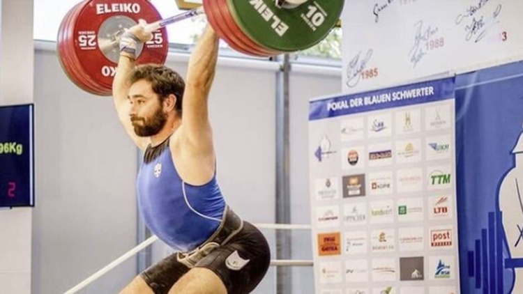 &Sigma;&upsilon;&mu;&mu;&epsilon;&tau;&epsilon;ί&chi;&epsilon; &sigma;&tau;&omicron; &Pi;&alpha;&gamma;&kappa;ό&sigma;&mu;&iota;&omicron; &pi;&rho;&omega;&tau;ά&theta;&lambda;&eta;&mu;&alpha; &omicron; &Iota;&alpha;&kappa;&omega;&beta;ί&delta;&eta;&sigmaf;
