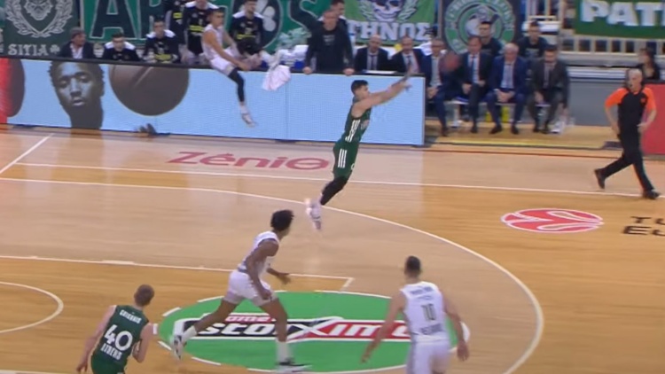 &Mu;&epsilon; &delta;&iota;&pi;&lambda;ό &Pi;. &Kappa;&alpha;&lambda;&alpha;ϊ&tau;&zeta;ά&kappa;&eta; &tau;&omicron; Top 10 &tau;&eta;&sigmaf; Euroleague (vid)