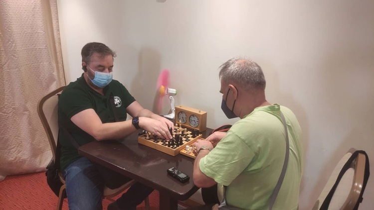 &Pi;&rho;ώ&tau;&eta; &nu;ί&kappa;&eta; &gamma;&iota;&alpha; &tau;&omicron; &sigma;&kappa;ά&kappa;&iota; &tau;&upsilon;&phi;&lambda;ώ&nu; &tau;&omicron;&upsilon; &Pi;&alpha;&nu;&alpha;&theta;&eta;&nu;&alpha;ϊ&kappa;&omicron;ύ