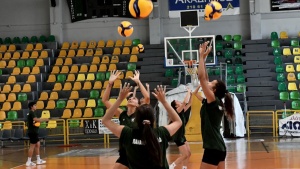 &Alpha;&nu;&alpha;&kappa;&omicron;ί&nu;&omega;&sigma;&epsilon; &Beta;&alpha;&lambda;&lambda;&eta;&nu;&delta;&rho;ά &kappa;&alpha;&iota; &Tau;&zeta;&alpha;&phi;έ&rho;&eta; &omicron; &Pi;&alpha;&nu;&alpha;&theta;&eta;&nu;&alpha;ϊ&kappa;ό&sigmaf; (pics)