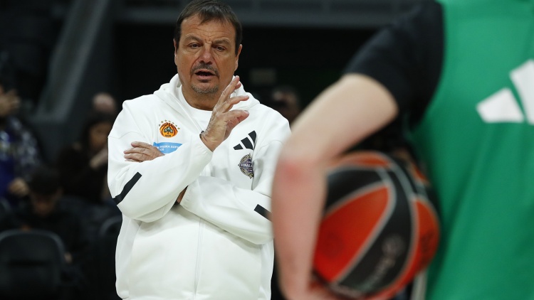 Ά&tau;&alpha;&mu;&alpha;&nu;: &laquo;&Gamma;&iota;&omicron;ύ&rho;&tau;&sigma;&epsilon;&beta;&epsilon;&nu; &kappa;&alpha;&iota; &Phi;&alpha;&rho;ί&nu;&tau; &sigma;&upsilon;&nu;&epsilon;&chi;ί&zeta;&omicron;&upsilon;&nu; &sigma;&tau;&omicron;&nu; &Pi;&alpha;&nu;&alpha;&theta;&eta;&nu;&alpha;ϊ&kappa;ό - &Theta;&alpha; &epsilon;ί&mu;&alpha;&sigma;&tau;&epsilon; έ&tau;&omicron;&iota;&mu;&omicron;&iota; &kappa;ό&nu;&tau;&rho;&alpha; &sigma;&tau;&omicron;&nu; &Omicron;&lambda;&upsilon;&mu;&pi;&iota;&alpha;&kappa;ό&raquo;