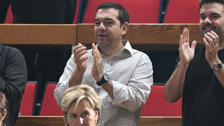 &Tau;&sigma;ί&pi;&rho;&alpha;&sigmaf;: &laquo;&Eta; &mu;ό&nu;&eta; &beta;&epsilon;&beta;&alpha;&iota;ό&tau;&eta;&tau;&alpha; &epsilon;ί&nu;&alpha;&iota; ό&tau;&iota; &omicron; &Pi;&alpha;&nu;&alpha;&theta;&eta;&nu;&alpha;ϊ&kappa;ό&sigmaf; &theta;&alpha; &pi;ά&rho;&epsilon;&iota; &tau;&omicron; &pi;&rho;&omega;&tau;ά&theta;&lambda;&eta;&mu;&alpha;&raquo;! (vid)