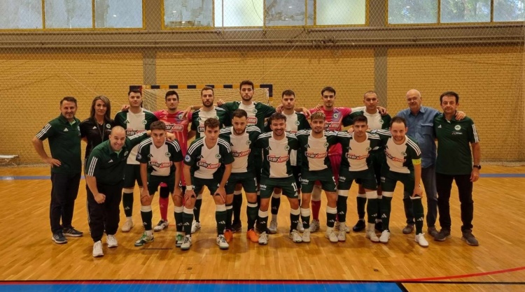 &Pi;&rho;&epsilon;&mu;&iota;έ&rho;&alpha; &mu;&epsilon; &nu;ί&kappa;&eta; &gamma;&iota;&alpha; &tau;&omicron; &tau;&mu;ή&mu;&alpha; futsal &tau;&omicron;&upsilon; &Pi;&alpha;&nu;&alpha;&theta;&eta;&nu;&alpha;ϊ&kappa;&omicron;ύ