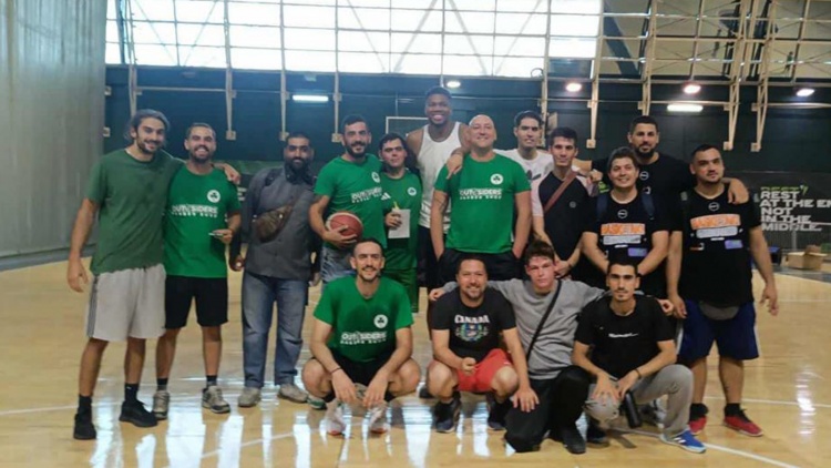 O &Gamma;&iota;ά&nu;&nu;&eta;&sigmaf; &Alpha;&nu;&tau;&epsilon;&tau;&omicron;&kappa;&omicron;ύ&nu;&mu;&pi;&omicron; &sigma;&tau;&eta;&nu; &pi;&rho;&omicron;&pi;ό&nu;&eta;&sigma;&eta; &tau;&eta;&sigmaf; &omicron;&mu;ά&delta;&alpha;&sigmaf; &Mu;&pi;ά&sigma;&kappa;&epsilon;&tau; &Nu;&omicron;&eta;&tau;&iota;&kappa;ή&sigmaf; &Alpha;&nu;&alpha;&pi;&eta;&rho;ί&alpha;&sigmaf; &tau;&omicron;&upsilon; &Pi;&alpha;&nu;&alpha;&theta;&eta;&nu;&alpha;ϊ&kappa;&omicron;ύ!