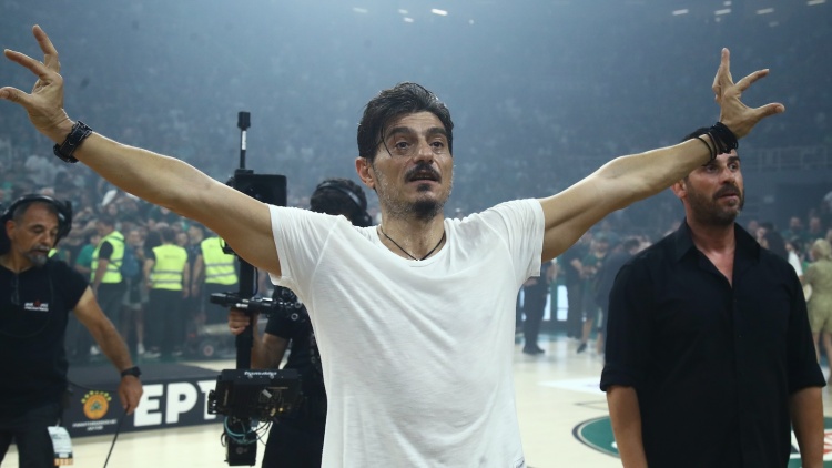 &Tau;&rho;&epsilon;&iota;&sigmaf; &mu;ή&nu;&epsilon;&sigmaf; &alpha;&pi;&alpha;&gamma;ό&rho;&epsilon;&upsilon;&sigma;&eta; &epsilon;&iota;&sigma;ό&delta;&omicron;&upsilon; &sigma;&tau;&alpha; &gamma;ή&pi;&epsilon;&delta;&alpha; &kappa;&alpha;&iota; 30.000 &epsilon;&upsilon;&rho;ώ &pi;&rho;ό&sigma;&tau;&iota;&mu;&omicron; &tau;&omicron; &Delta;. &Gamma;&iota;&alpha;&nu;&nu;&alpha;&kappa;ό&pi;&omicron;&upsilon;&lambda;&omicron;