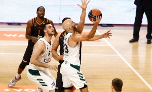 &Mu;&epsilon; &Pi;&rho;&omicron;&mu;&eta;&theta;έ&alpha; &Pi;ά&tau;&rho;&alpha;&sigmaf; &sigma;&tau;&omicron; &Kappa;ύ&pi;&epsilon;&lambda;&lambda;&omicron; &omicron; &Pi;&alpha;&nu;&alpha;&theta;&eta;&nu;&alpha;ϊ&kappa;ό&sigmaf;
