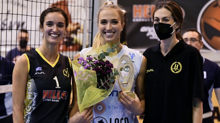 &Sigma;&tau;&iota;&sigmaf; &kappa;&omicron;&rho;&upsilon;&phi;&alpha;ί&epsilon;&sigmaf; &tau;&eta;&sigmaf; Volley League &eta; &Pi;&alpha;&pi;&alpha;&phi;&omega;&tau;ί&omicron;&upsilon;