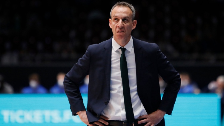 &Kappa;ά&tau;&alpha;&sigmaf;: &laquo;&Pi;&rho;&omicron;&sigma;&pi;&alpha;&theta;ή&sigma;&alpha;&mu;&epsilon; &nu;&alpha; &epsilon;ί&mu;&alpha;&sigma;&tau;&epsilon; &alpha;&nu;&tau;&alpha;&gamma;&omega;&nu;&iota;&sigma;&tau;&iota;&kappa;&omicron;ί&raquo;