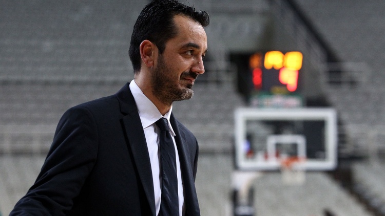 &Beta;ό&beta;&omicron;&rho;&alpha;&sigmaf;: &laquo;&Pi;&rho;έ&pi;&epsilon;&iota; &nu;&alpha; &pi;&alpha;&rho;&omicron;&upsilon;&sigma;&iota;ά&sigma;&omicron;&upsilon;&mu;&epsilon; έ&nu;&alpha; &tau;&epsilon;&lambda;&epsilon;ί&omega;&sigmaf; &delta;&iota;&alpha;&phi;&omicron;&rho;&epsilon;&tau;&iota;&kappa;ό &pi;&rho;ό&sigma;&omega;&pi;&omicron; &mu;&epsilon; &tau;&eta;&nu; &Alpha;&rho;&mu;ά&nu;&iota;&raquo;