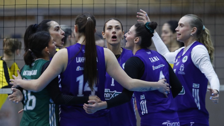 &Pi;έ&rho;&alpha;&sigma;&epsilon; &laquo;&kappa;&alpha;&theta;&alpha;&rho;ά&raquo; &alpha;&pi;ό &tau;&alpha; &Iota;&lambda;ί&sigma;&iota;&alpha; &omicron; &Pi;&alpha;&nu;&alpha;&theta;&eta;&nu;&alpha;ϊ&kappa;ό&sigmaf; &kappa;&alpha;&iota; &sigma;&upsilon;&nu;&epsilon;&chi;ί&zeta;&epsilon;&iota; &alpha;ή&tau;&tau;&eta;&tau;&omicron;&sigmaf;