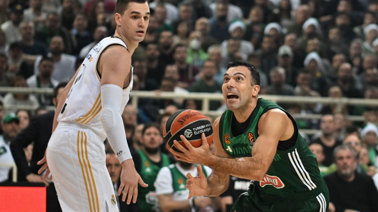 &Rho;&epsilon;ά&lambda; &Mu;&alpha;&delta;&rho;ί&tau;&eta;&sigmaf; - &Pi;&alpha;&nu;&alpha;&theta;&eta;&nu;&alpha;ϊ&kappa;ό&sigmaf;: &Delta;ύ&sigma;&kappa;&omicron;&lambda;&eta; &alpha;&pi;&omicron;&sigma;&tau;&omicron;&lambda;ή &gamma;&iota;&alpha; &tau;&omicron; &laquo;&tau;&rho;&iota;&phi;ύ&lambda;&lambda;&iota;&raquo;
