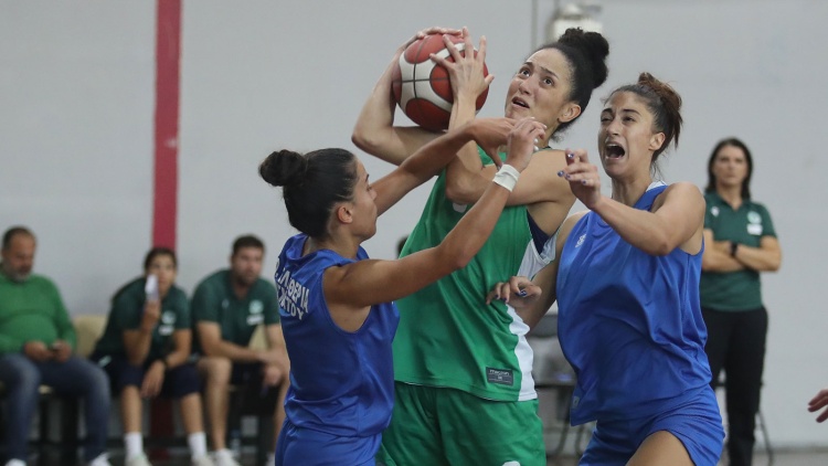 &Alpha;&lambda;&lambda;&alpha;&gamma;ή &eta;&mu;έ&rho;&alpha;&sigmaf; &sigma;&tau;&alpha; &mu;&alpha;&tau;&sigmaf; &tau;&omicron;&upsilon; &Pi;&alpha;&nu;&alpha;&theta;&eta;&nu;&alpha;ϊ&kappa;&omicron;ύ &mu;&epsilon; &Pi;&rho;&omega;&tau;έ&alpha; &Beta;&omicron;ύ&lambda;&alpha;&sigmaf; &kappa;&alpha;&iota; &Epsilon;&lambda;&epsilon;&upsilon;&theta;&epsilon;&rho;ί&alpha; &Mu;&omicron;&sigma;&chi;ά&tau;&omicron;&upsilon;