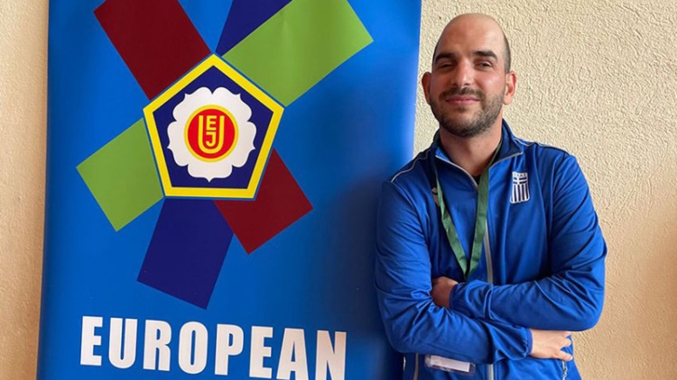 &laquo;&Tau;&rho;&iota;&phi;&upsilon;&lambda;&lambda;&omicron;&phi;ό&rho;&omicron;&sigmaf;&raquo; &omicron; &Pi;&omicron;&lambda;&upsilon;&zeta;ώ&eta;&sigmaf; &Rho;ή&gamma;&alpha;&sigmaf;!