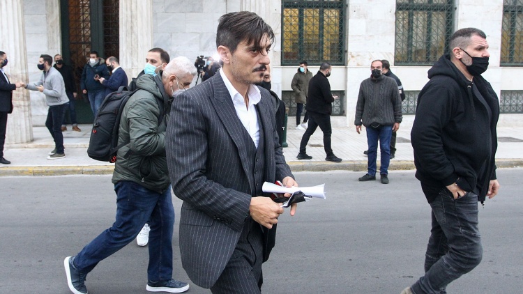 &Eta; &theta;έ&sigma;&eta; &tau;&omicron;&upsilon; &Delta;. &Alpha;&theta;&eta;&nu;&alpha;ί&omega;&nu; &mu;&epsilon;&tau;ά &tau;&eta; &sigma;&upsilon;&nu;ά&nu;&tau;&eta;&sigma;&eta; &mu;&epsilon; &tau;&omicron;&nu; &Delta;. &Gamma;&iota;&alpha;&nu;&nu;&alpha;&kappa;ό&pi;&omicron;&upsilon;&lambda;&omicron;
