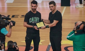 &Beta;&rho;&alpha;&beta;&epsilon;ύ&tau;&eta;&kappa;&epsilon; &kappa;&alpha;&iota; &alpha;&pi;&omicron;&theta;&epsilon;ώ&theta;&eta;&kappa;&epsilon; &omicron; &Gamma;&kappa;&epsilon;&lambda;&alpha;&omicron;ύ&zeta;&omicron;&sigmaf;