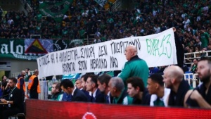 &Pi;&alpha;&nu;ό &sigma;&tau;ή&rho;&iota;&xi;&eta;&sigmaf; &sigma;&tau;&omicron;&nu; &alpha;&lambda;&beta;&alpha;&nu;&iota;&kappa;ό &lambda;&alpha;ό &alpha;&pi;ό &tau;&omicron;&upsilon;&sigmaf; &phi;ί&lambda;&omicron;&upsilon;&sigmaf; &tau;&omicron;&upsilon; &laquo;&tau;&rho;&iota;&phi;&upsilon;&lambda;&lambda;&iota;&omicron;ύ&raquo;!