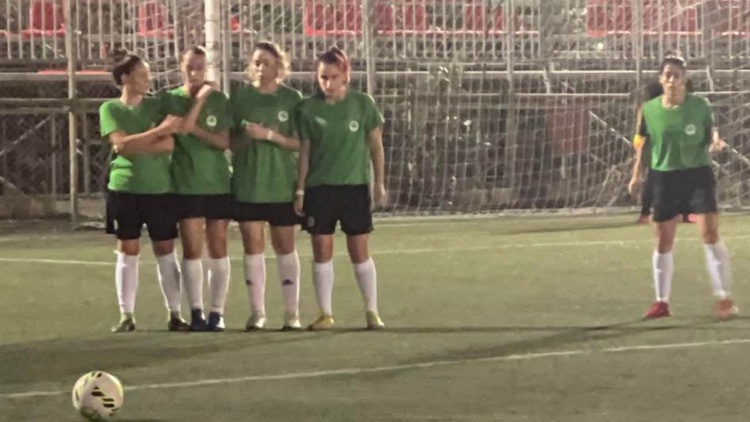 &Phi;&iota;&lambda;&iota;&kappa;ή &nu;ί&kappa;&eta; &gamma;&iota;&alpha; &tau;&alpha; &kappa;&omicron;&rho;ί&tau;&sigma;&iota;&alpha; &tau;&omicron;&upsilon; &pi;&omicron;&delta;&omicron;&sigma;&phi;&alpha;ί&rho;&omicron;&upsilon;