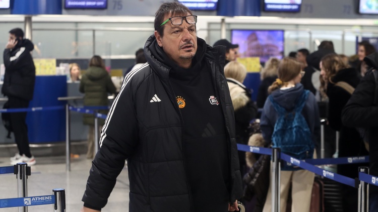 Ά&tau;&alpha;&mu;&alpha;&nu;: &laquo;&Theta;&alpha; &pi;&alpha;ί&xi;&omicron;&upsilon;&nu; &mu;&epsilon; &Mu;&pi;&alpha;&rho;&tau;&sigma;&epsilon;&lambda;ό&nu;&alpha; &omicron;&iota; &Mu;&pi;&rho;ά&omicron;&upsilon;&nu; &kappa;&alpha;&iota; &Gamma;&iota;&omicron;ύ&rho;&tau;&sigma;&epsilon;&beta;&epsilon;&nu;&raquo;