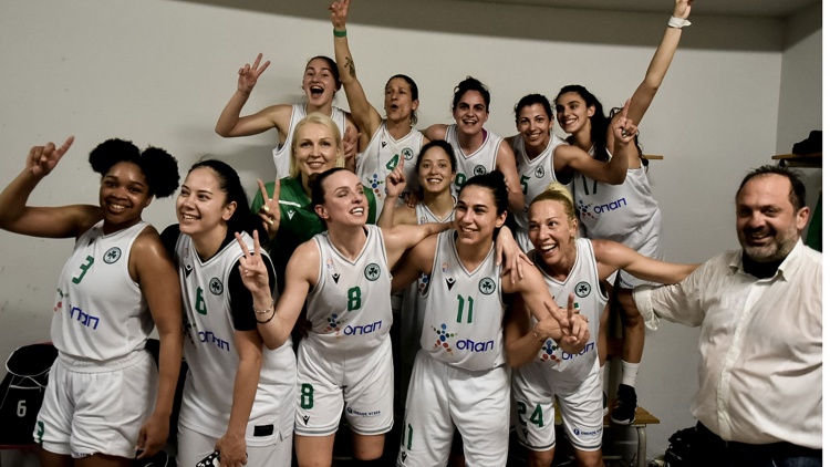 &Tau;&omicron; &kappa;&alpha;&lambda;&omega;&sigma;ό&rho;&iota;&sigma;&mu;&alpha; &tau;&omicron;&upsilon; EuroCup &sigma;&tau;&omicron;&nu; &Pi;&alpha;&nu;&alpha;&theta;&eta;&nu;&alpha;ϊ&kappa;ό (pic)
