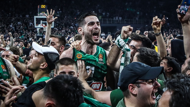 Euroleague &gamma;&iota;&alpha; &Pi;&alpha;&pi;&alpha;&pi;έ&tau;&rho;&omicron;&upsilon;: &laquo;&Kappa;&alpha;&tau;έ&kappa;&tau;&eta;&sigma;&epsilon; &tau;&eta;&nu; EuroLeague &mu;&epsilon; &tau;&omicron;&nu; &alpha;&gamma;&alpha;&pi;&eta;&mu;έ&nu;&omicron; &tau;&omicron;&upsilon; &sigma;ύ&lambda;&lambda;&omicron;&gamma;&omicron;&raquo;