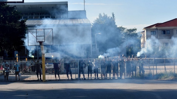 &Alpha;&pi;&omicron;&theta;έ&omega;&sigma;&eta; &gamma;&iota;&alpha; &tau;&eta;&nu; &alpha;&pi;&omicron;&sigma;&tau;&omicron;&lambda;ή &tau;&omicron;&upsilon; &Pi;&alpha;&nu;&alpha;&theta;&eta;&nu;&alpha;ϊ&kappa;&omicron;ύ &sigma;&tau;&alpha; &Gamma;&iota;ά&nu;&nu;&epsilon;&nu;&alpha; (vid)
