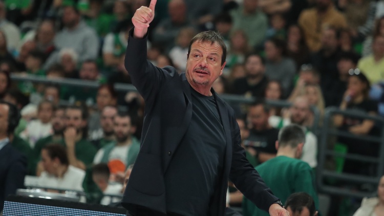 Ά&tau;&alpha;&mu;&alpha;&nu;: &laquo;&Gamma;&iota;&alpha; &nu;&alpha; &pi;&alpha;ί&xi;&omicron;&upsilon;&nu; &pi;&alpha;ί&kappa;&tau;&epsilon;&sigmaf; ό&pi;&omega;&sigmaf; &omicron; &Tau;&omicron;&lambda;&iota;ό&pi;&omicron;&upsilon;&lambda;&omicron;&sigmaf; &theta;&alpha; &pi;&rho;έ&pi;&epsilon;&iota; &nu;&alpha; &delta;&epsilon;ί&xi;&omicron;&upsilon;&nu; &pi;&omega;&sigmaf; &epsilon;ί&nu;&alpha;&iota; &kappa;&alpha;&lambda;ύ&tau;&epsilon;&rho;&omicron;&iota; &alpha;&pi;ό &tau;&omicron;&upsilon;&sigmaf; ά&lambda;&lambda;&omicron;&upsilon;&sigmaf;&raquo;