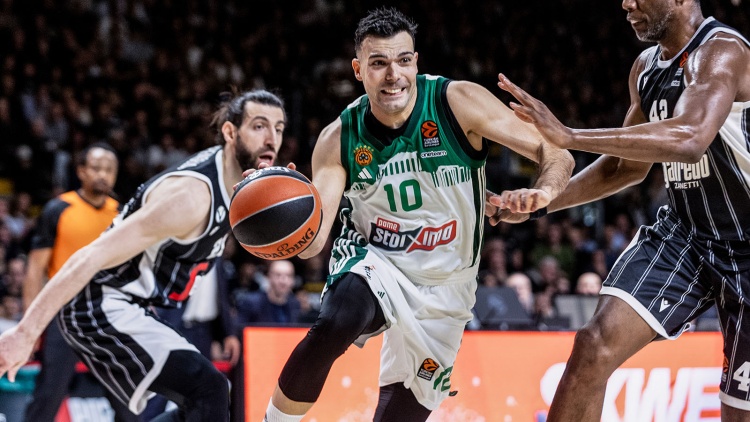 &Tau;&alpha; highlights &tau;&eta;&sigmaf; &mu;&epsilon;&gamma;ά&lambda;&eta;&sigmaf; &nu;ί&kappa;&eta;&sigmaf; &tau;&omicron;&upsilon; &Pi;&alpha;&nu;&alpha;&theta;&eta;&nu;&alpha;ϊ&kappa;&omicron;ύ &sigma;&tau;&eta;&nu; &Mu;&pi;&omicron;&lambda;ό&nu;&iota;&alpha; (vid)