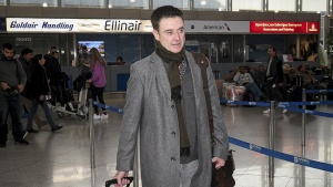 &Pi;&iota;&tau;ί&nu;&omicron;: &laquo;&Tau;&omicron; &kappa;&alpha;&lambda;ύ&tau;&epsilon;&rho;&omicron; &mu;&pi;ά&sigma;&kappa;&epsilon;&tau; &tau;&eta;&sigmaf; &chi;&rho;&omicron;&nu;&iota;ά&sigmaf; &gamma;&iota;&alpha; &nu;&alpha; &kappa;&epsilon;&rho;&delta;ί&sigma;&omicron;&upsilon;&mu;&epsilon;&raquo;