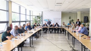 &Mu;ί&nu;&iota;&mu;&omicron;&upsilon;&mu; &mu;&pi;ά&tau;&zeta;&epsilon;&tau; 800.000 &epsilon;&upsilon;&rho;ώ &gamma;&iota;&alpha; &tau;&eta; &sigma;&upsilon;&mu;&mu;&epsilon;&tau;&omicron;&chi;ή &sigma;&tau;&eta;&nu; Basket League