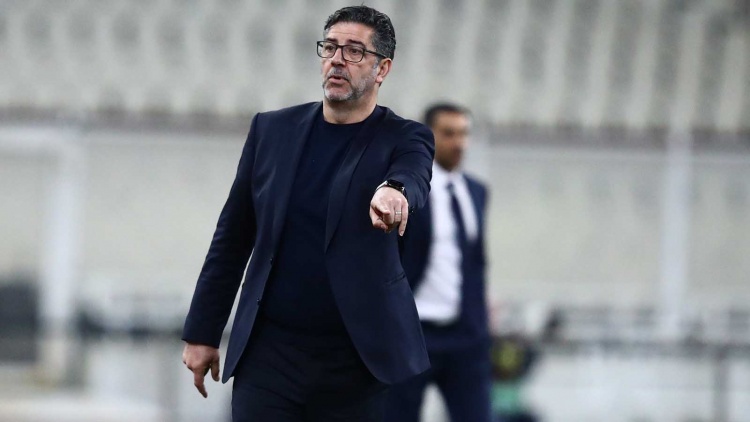 &Beta;&iota;&tau;ό&rho;&iota;&alpha;: &laquo;&Pi;ή&rho;&alpha;&mu;&epsilon; έ&nu;&alpha; &pi;&rho;ώ&tau;&omicron; &pi;&rho;&omicron;&beta;ά&delta;&iota;&sigma;&mu;&alpha; &kappa;&alpha;&iota; &theta;&alpha; &kappa;ά&nu;&omicron;&upsilon;&mu;&epsilon; &tau;&alpha; &pi;ά&nu;&tau;&alpha; &gamma;&iota;&alpha; &nu;&alpha; &tau;&omicron; &delta;&iota;&alpha;&tau;&eta;&rho;ή&sigma;&omicron;&upsilon;&mu;&epsilon;&raquo;