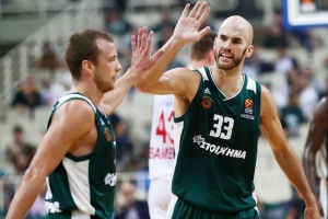 Έ&sigma;&pi;&alpha;&sigma;&epsilon; &tau;&omicron; &laquo;&rho;ό&delta;&iota;&raquo; &mu;&epsilon; &sigma;&omicron;ύ&pi;&epsilon;&rho; &Kappa;&alpha;&lambda;ά&theta;&eta; (vid)