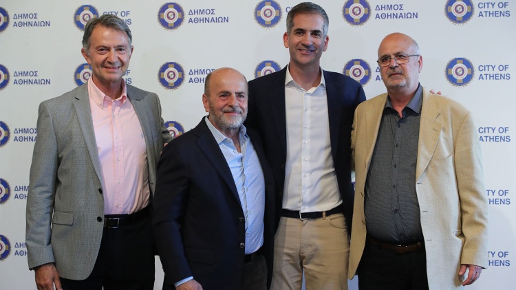 &Delta;. &Alpha;&theta;&eta;&nu;&alpha;ί&omega;&nu;: &laquo;&Nu;έ&alpha; &sigma;&epsilon;&lambda;ί&delta;&alpha; &sigma;&tau;&eta;&nu; &iota;&sigma;&tau;&omicron;&rho;ί&alpha; &tau;&eta;&sigmaf; &Alpha;&theta;ή&nu;&alpha;&sigmaf; &kappa;&alpha;&iota; &tau;&eta;&sigmaf; &iota;&sigma;&tau;&omicron;&rho;&iota;&kappa;ή&sigmaf; &omicron;&mu;ά&delta;&alpha;&sigmaf; &tau;&omicron;&upsilon; &Pi;&alpha;&nu;&alpha;&theta;&eta;&nu;&alpha;ϊ&kappa;&omicron;ύ&raquo;