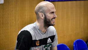 &Kappa;&alpha;&lambda;ά&theta;&eta;&sigmaf;: &laquo;Ή&tau;&alpha;&nu; &eta; &sigma;&tau;&iota;&gamma;&mu;ή &nu;&alpha; &phi;ύ&gamma;&omega; &alpha;&pi;ό &tau;&omicron;&nu; &Pi;&alpha;&nu;&alpha;&theta;&eta;&nu;&alpha;ϊ&kappa;ό&raquo;