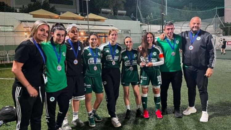 &Phi;&iota;&nu;ά&lambda;&epsilon; &sigma;&tau;&omicron; &pi;&rho;&omega;&tau;ά&theta;&lambda;&eta;&mu;&alpha; - &Pi;ή&rho;&epsilon; &tau;&eta;&nu; 3&eta; &theta;έ&sigma;&eta; &omicron; &Pi;&alpha;&nu;&alpha;&theta;&eta;&nu;&alpha;ϊ&kappa;ό&sigmaf;