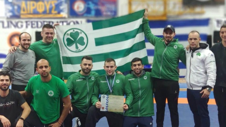 &laquo;&Alpha;&sigma;&eta;&mu;έ&nu;&iota;&omicron;&sigmaf;&raquo; &omicron; &Chi;&rho;&iota;&sigma;&tau;&omicron;&delta;&omicron;&upsilon;&lambda;ή&sigmaf;