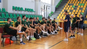 &laquo;&Pi;&rho;ώ&tau;&eta;&raquo; &gamma;&iota;&alpha; &tau;&omicron;&upsilon;&sigmaf; &pi;&rho;&omega;&tau;&alpha;&theta;&lambda;&eta;&tau;έ&sigmaf; (pics)