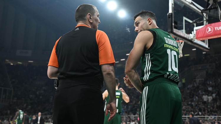 &Omicron;&iota; &delta;&iota;&alpha;&iota;&tau;&eta;&tau;έ&sigmaf; &gamma;&iota;&alpha; &tau;&omicron; 3&omicron; &pi;&alpha;&iota;&chi;&nu;ί&delta;&iota; &tau;&omicron;&upsilon; &Pi;&alpha;&nu;&alpha;&theta;&eta;&nu;&alpha;ϊ&kappa;&omicron;ύ &kappa;ό&nu;&tau;&rho;&alpha; &sigma;&tau;&eta; &Mu;&alpha;&kappa;ά&mu;&pi;&iota;