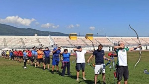 &Pi;&alpha;&nu;&epsilon;&lambda;&lambda;ή&nu;&iota;&omicron; &rho;&epsilon;&kappa;ό&rho; &sigma;&tau;&eta;&nu; &tau;&omicron;&xi;&omicron;&beta;&omicron;&lambda;ί&alpha; &mu;&epsilon; &laquo;&pi;&rho;ά&sigma;&iota;&nu;&eta;&raquo; &upsilon;&pi;&omicron;&gamma;&rho;&alpha;&phi;ή