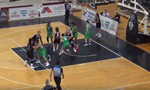 &laquo;&Lambda;ύ&gamma;&iota;&sigma;&alpha;&nu;&raquo; &sigma;&tau;&eta;&nu; &pi;&rho;&epsilon;&mu;&iota;έ&rho;&alpha; &omicron;&iota; &laquo;&pi;&rho;ά&sigma;&iota;&nu;&epsilon;&sigmaf; &alpha;&mu;&alpha;&zeta;ό&nu;&epsilon;&sigmaf;&raquo;